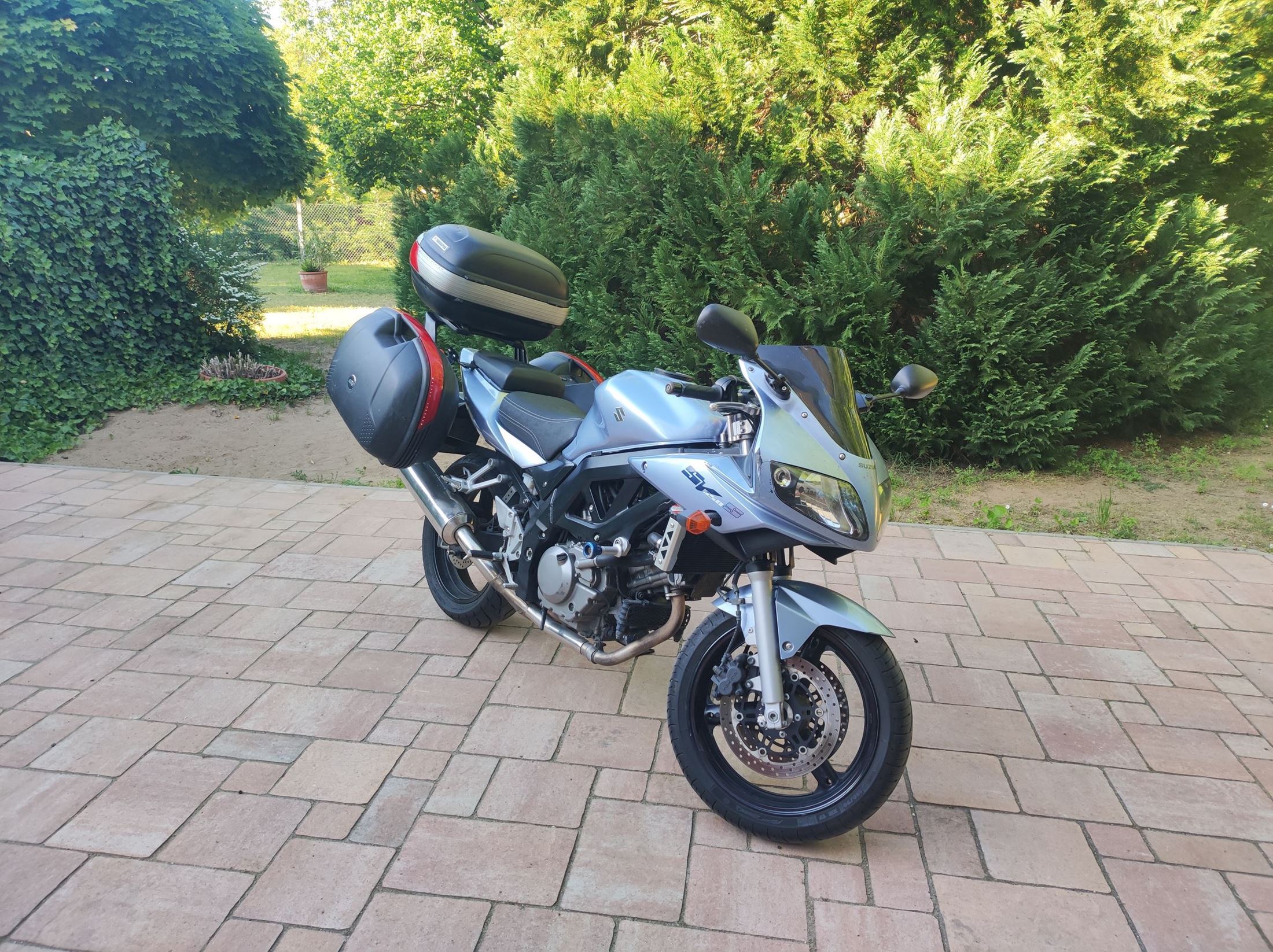 SUZUKI SV 650 S, 1. k�p