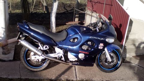 SUZUKI GSX750 F, 1. kp