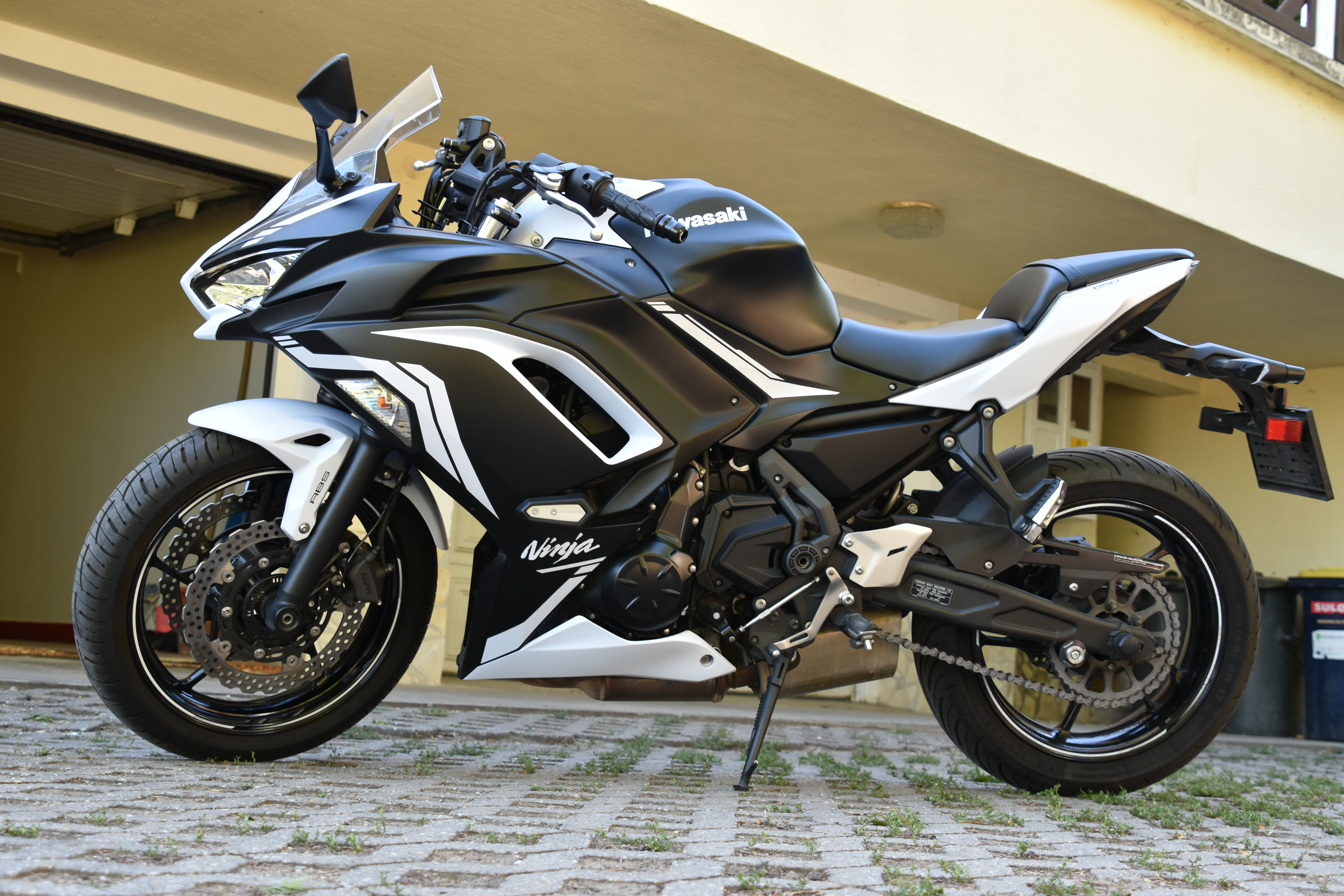 KAWASAKI NINJA 650, 10. k�p