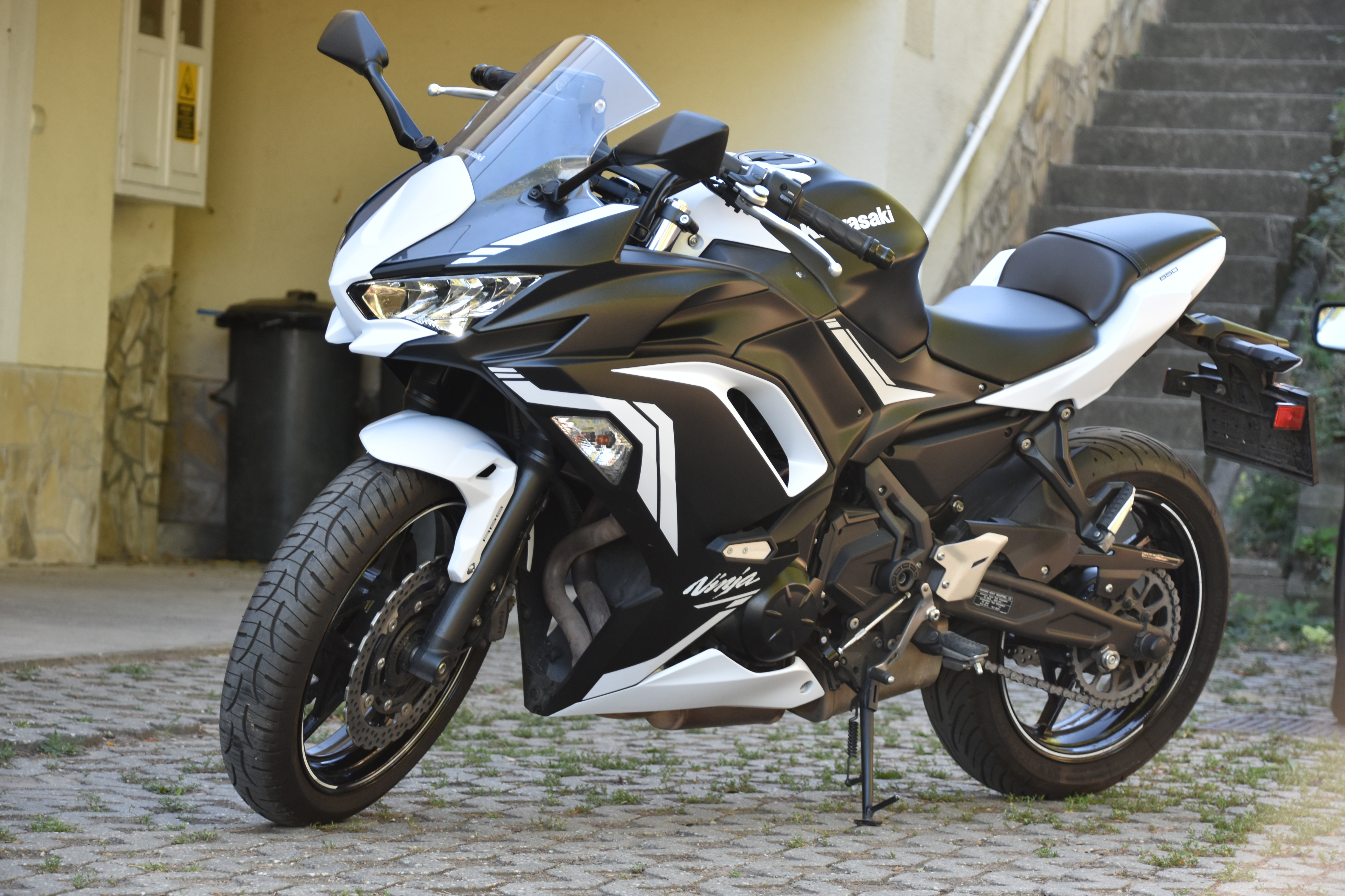 KAWASAKI NINJA 650, 8. k�p