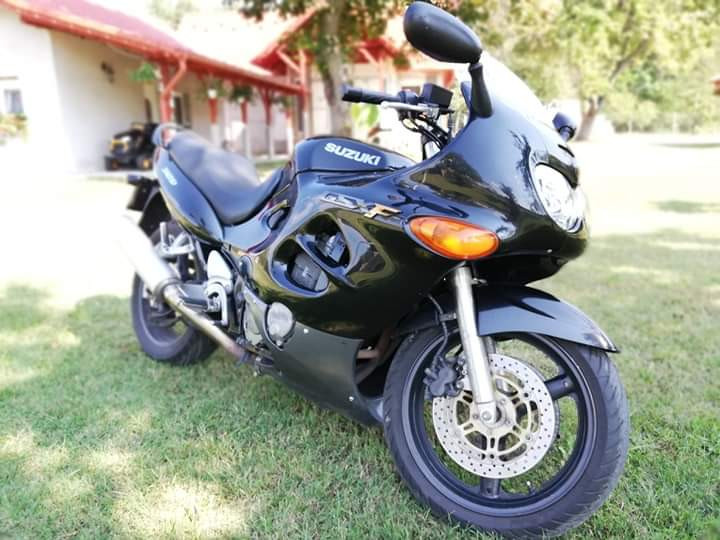 SUZUKI GSXF750, 1. kp