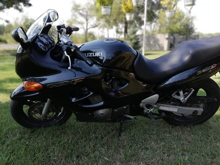 SUZUKI GSXF750, 6. kp