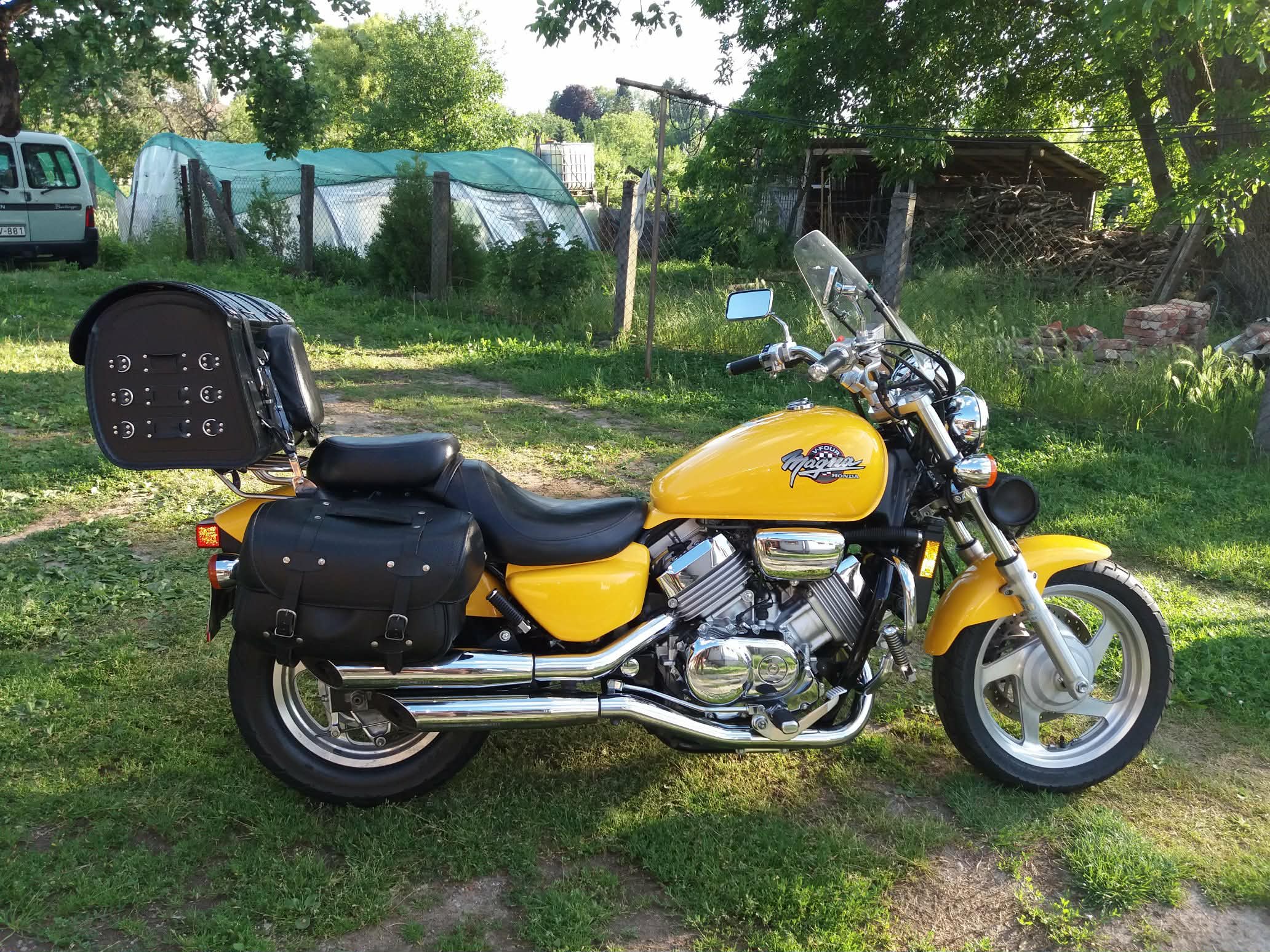 HONDA MAGNA VFC750, 2. k�p