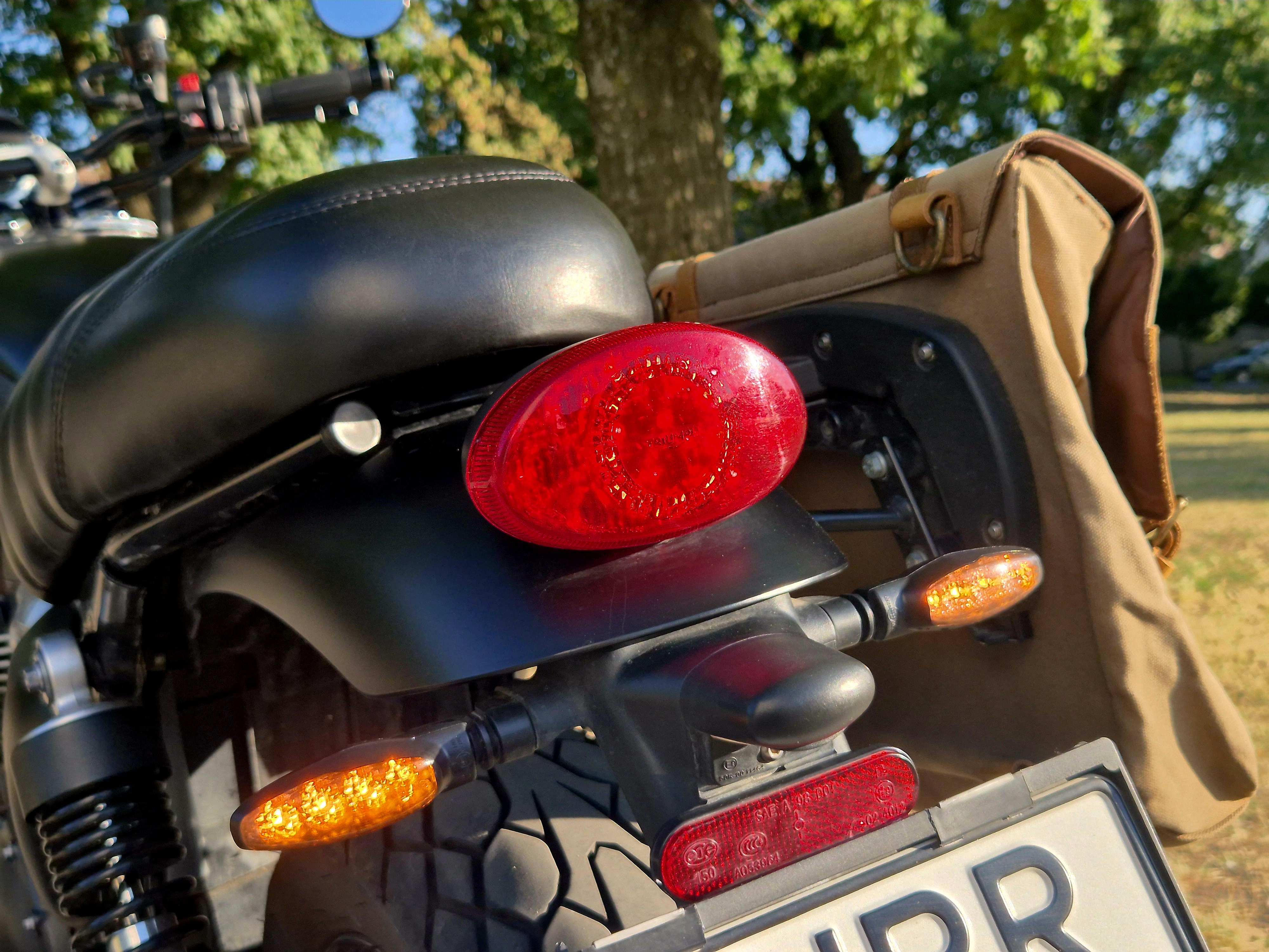 TRIUMPH STREET TWIN 900, 9. k�p